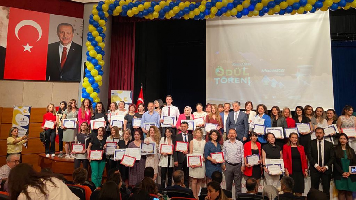 İstanbul eTwinning Kalite Etiketi Ödül Töreninde Okulumuz Ulusal Kalite Etiket Ödülü Almaya Hak Kazandı